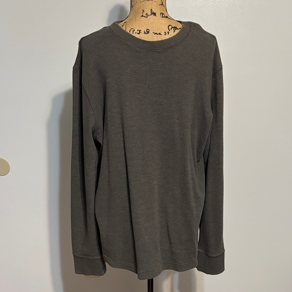 Men's Classic Gray Shirt
